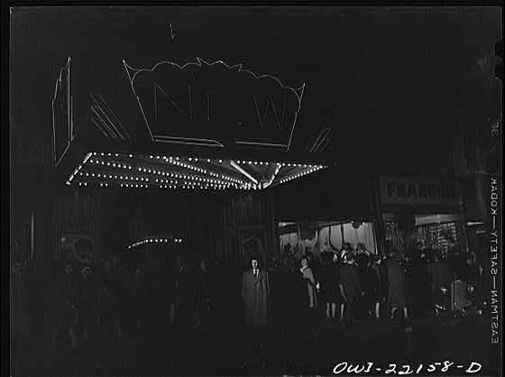Photo:New York City NY 1900s Theater Marquee Crowd Night Street Scene