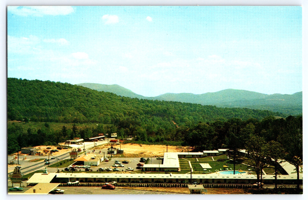 Asheville North Carolina Howard Johnson's Motor Lodge Vintage Photo Postcard