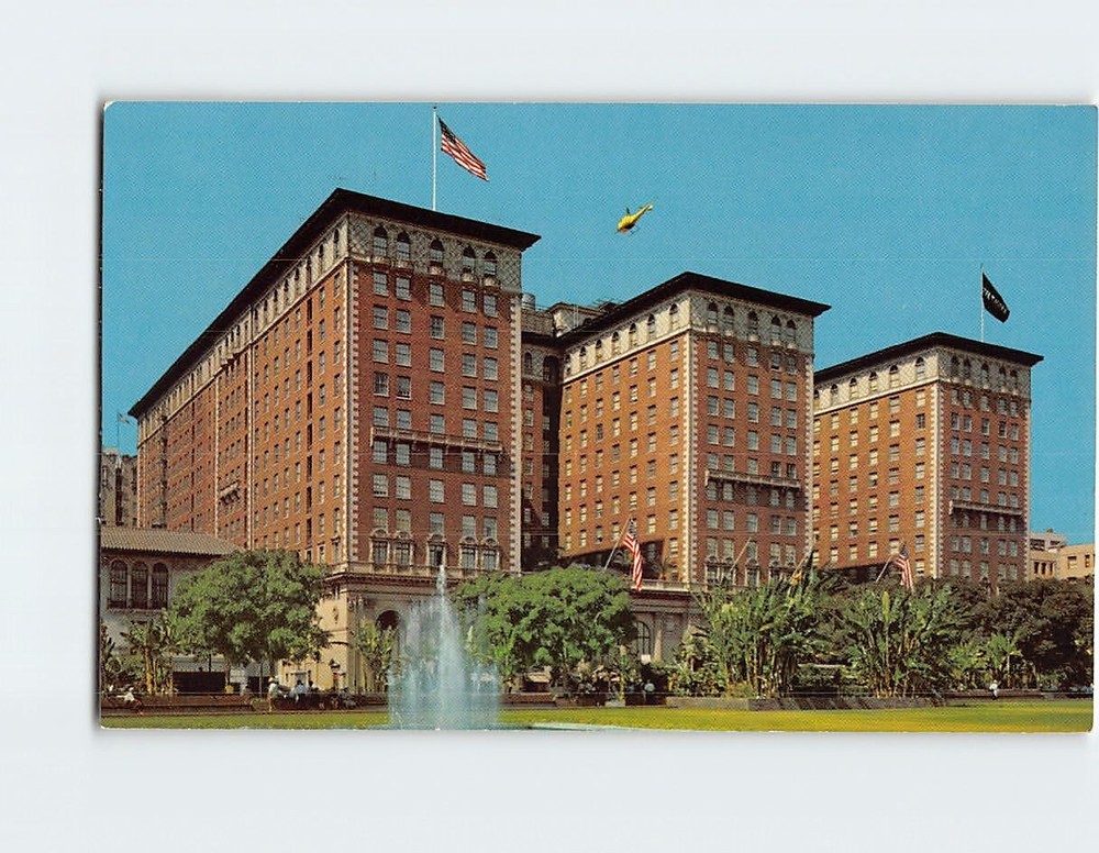 Postcard The Biltmore Hotel Los Angeles California USA