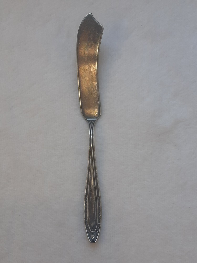 Simeon L & George H. Rogers Company XII Curved Butter Knife Spreader Flatware