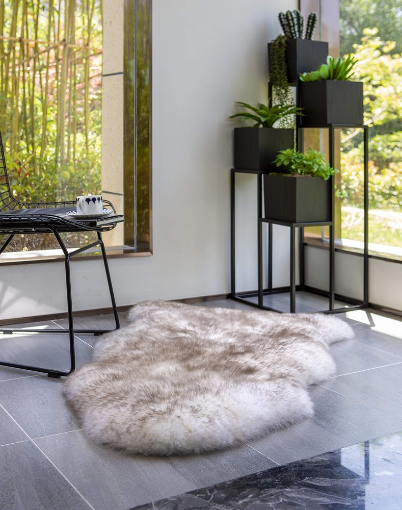New Zealand Sheepskin Area Rug – Genuine Fluffy Wool, Multiple Sizes, Bedroom...