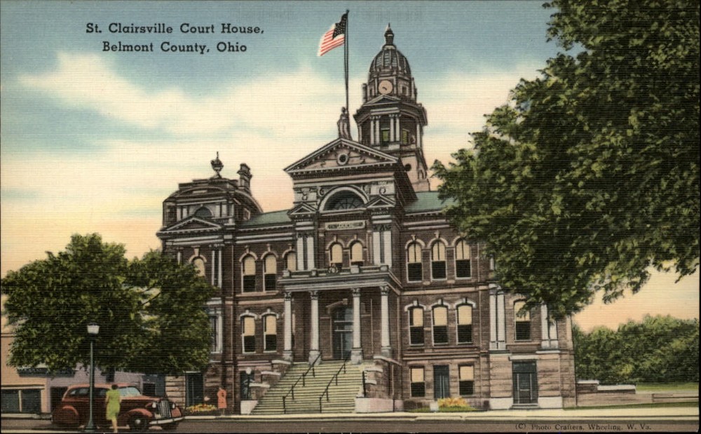 Belmont Co Ohio St Clairsville Court House 1940s car vintage linen postcard