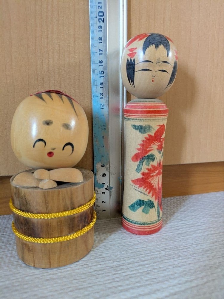 Naruko Kokeshi Showa Retro 2 Piece Set Folk Art Neck Ring Healing Decor