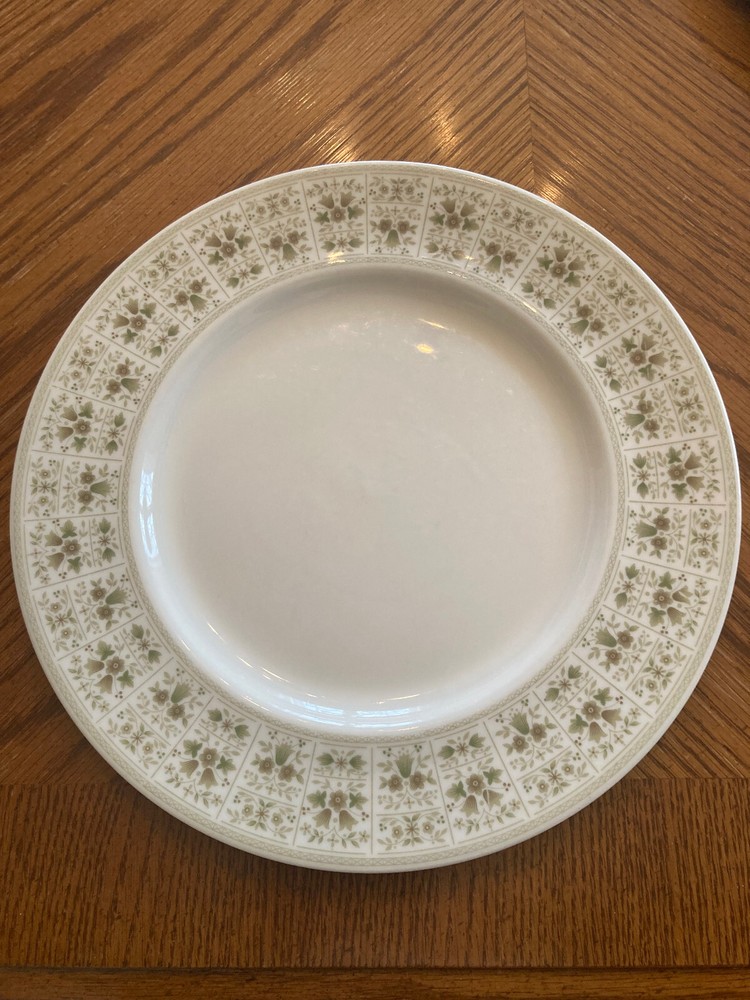 Royal Doulton Samarra T.C. 1039 Dinner Plate 10.5