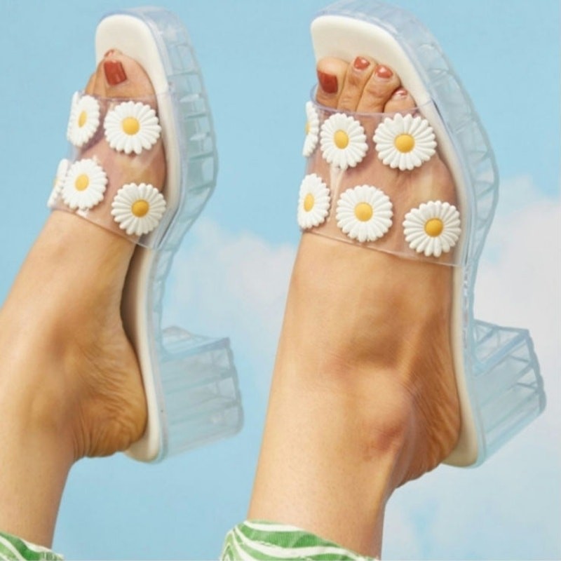 NIB Qupid Size 8 Clear White Daisy Mule Block Heel Sandals Coquette Y2K
