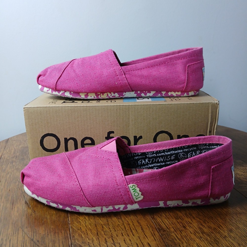 Toms Classics Earthwise Womens Sz 7 Pink Slip On Casual Canvas Flat Shoes
