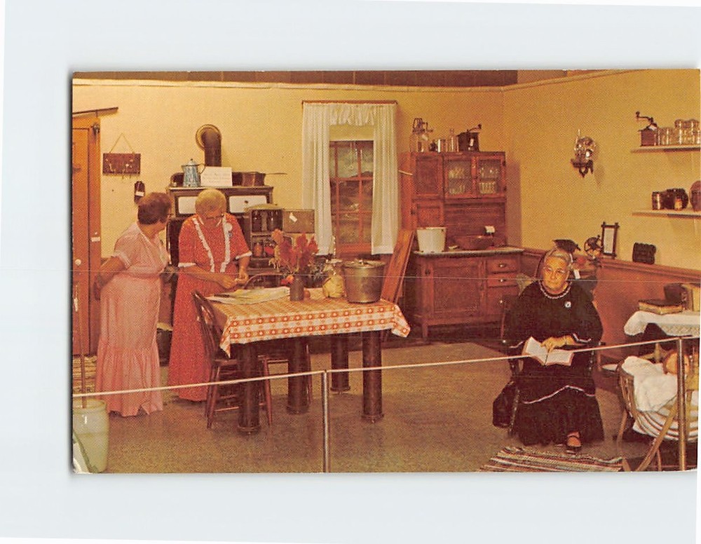 Postcard Midwest Old Settlers & Threshers Mt. Pleasant Iowa USA