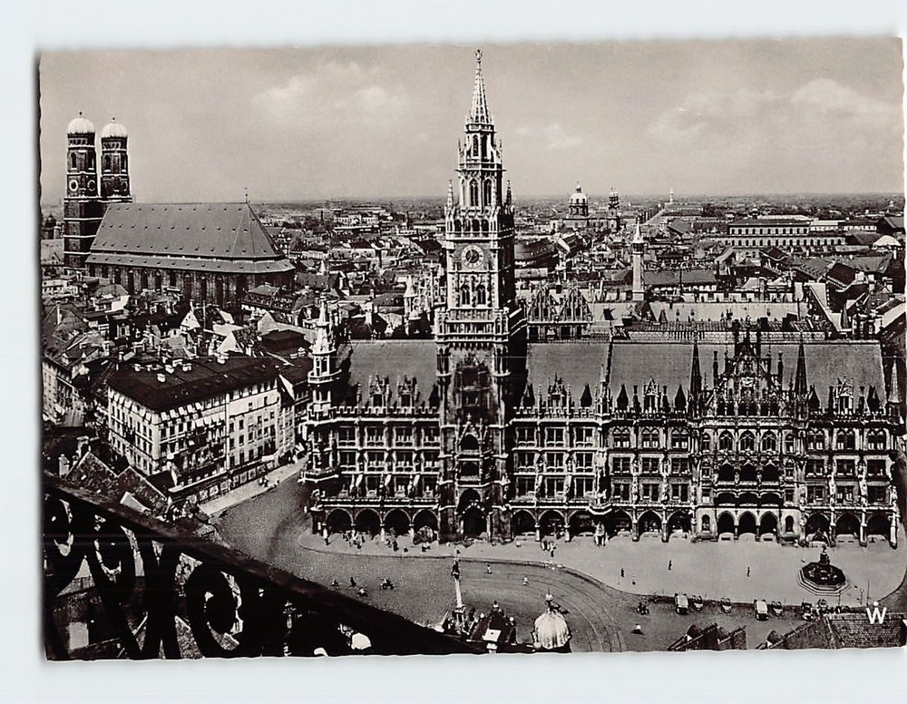 Postcard New Town Hall Marienplatz Munich Germany