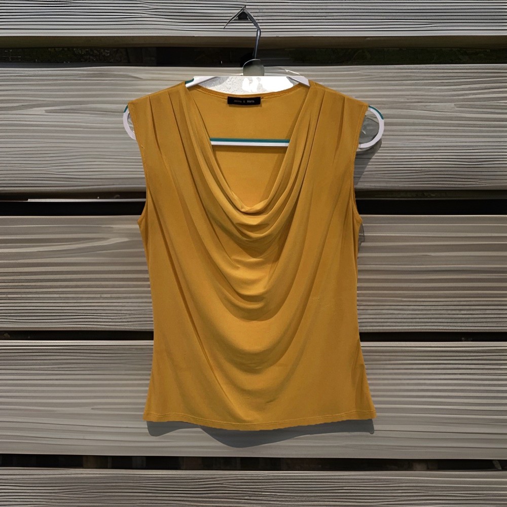 Jennie &  Marlis Pull Over Blouse Gold Sleeveless Drop Neck Line Medium