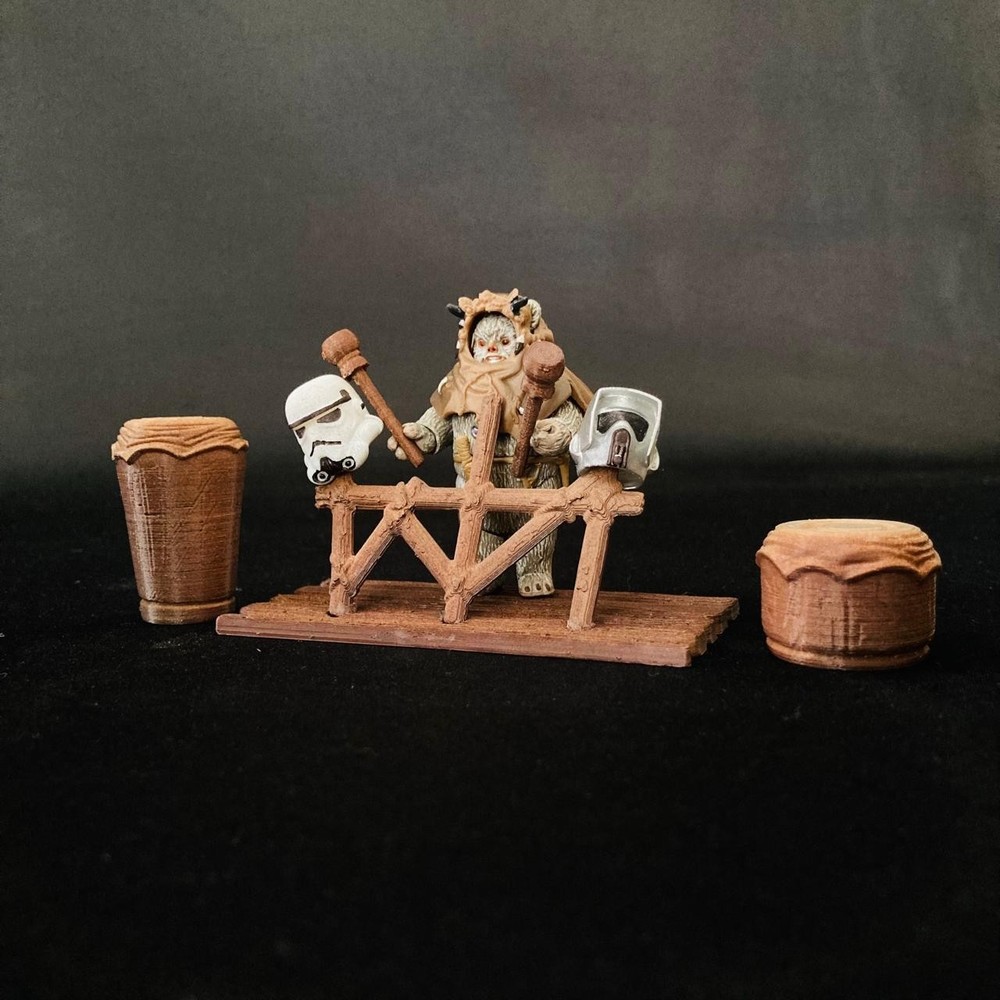 EWOK DRUM SET for 3.75 in & 6 in Figure Diorama (1:18 & 1:12 scales)
