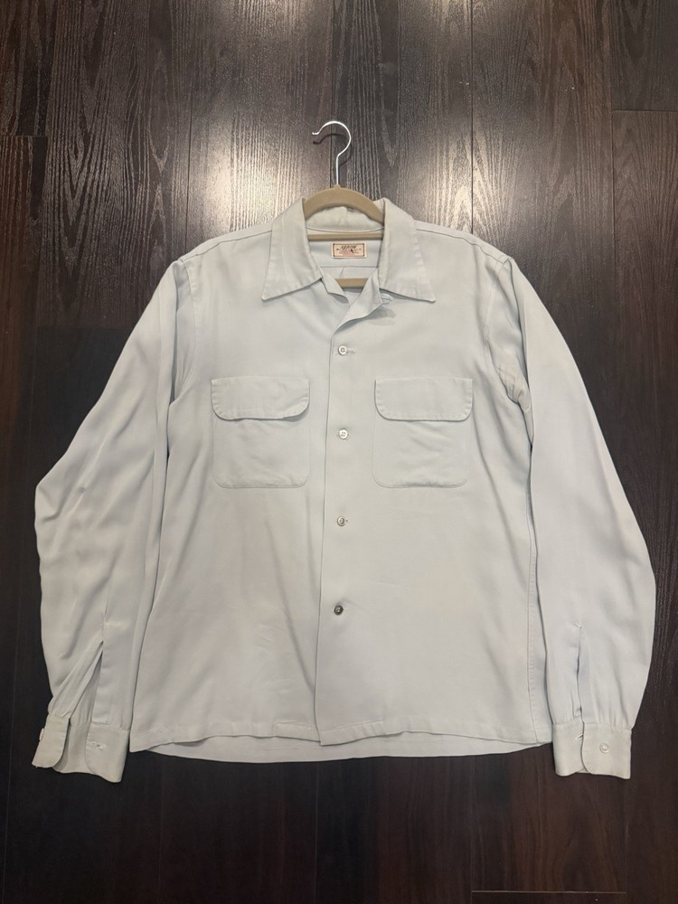 Vintage 1950s Gaberdine Rayon Loop Collar Shirt