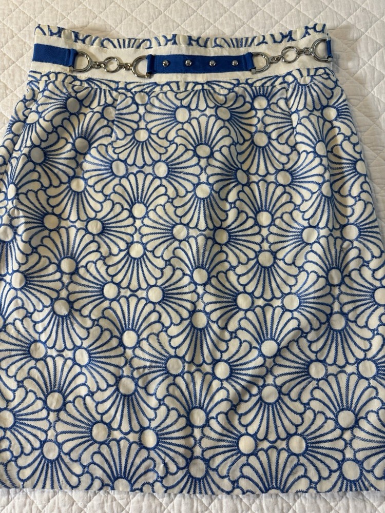 Antonio Melani Women's Pencil Skirt Size 10 Back Zip Lined Back Slit Business