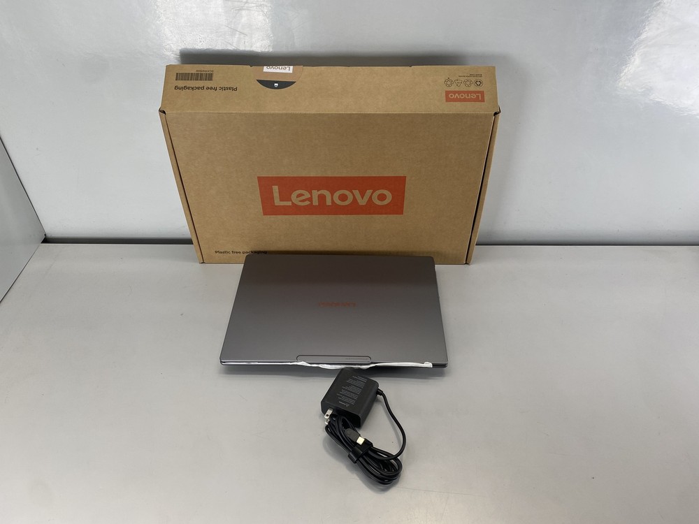Lenovo Laptop Slim 7 14ILL10 14