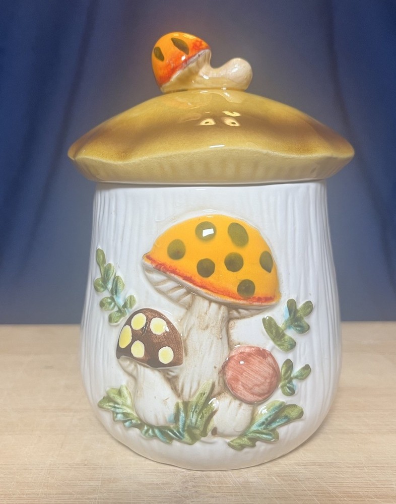 VTG 1978 Sears Roebuck Merry Mushroom Ceramic Canister With Lid 6