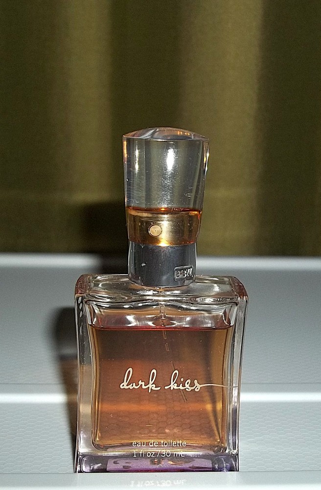 Bath and Body Works DARK KISS Eau de Toilette Perfume Spray 1 oz Ships Free!!!