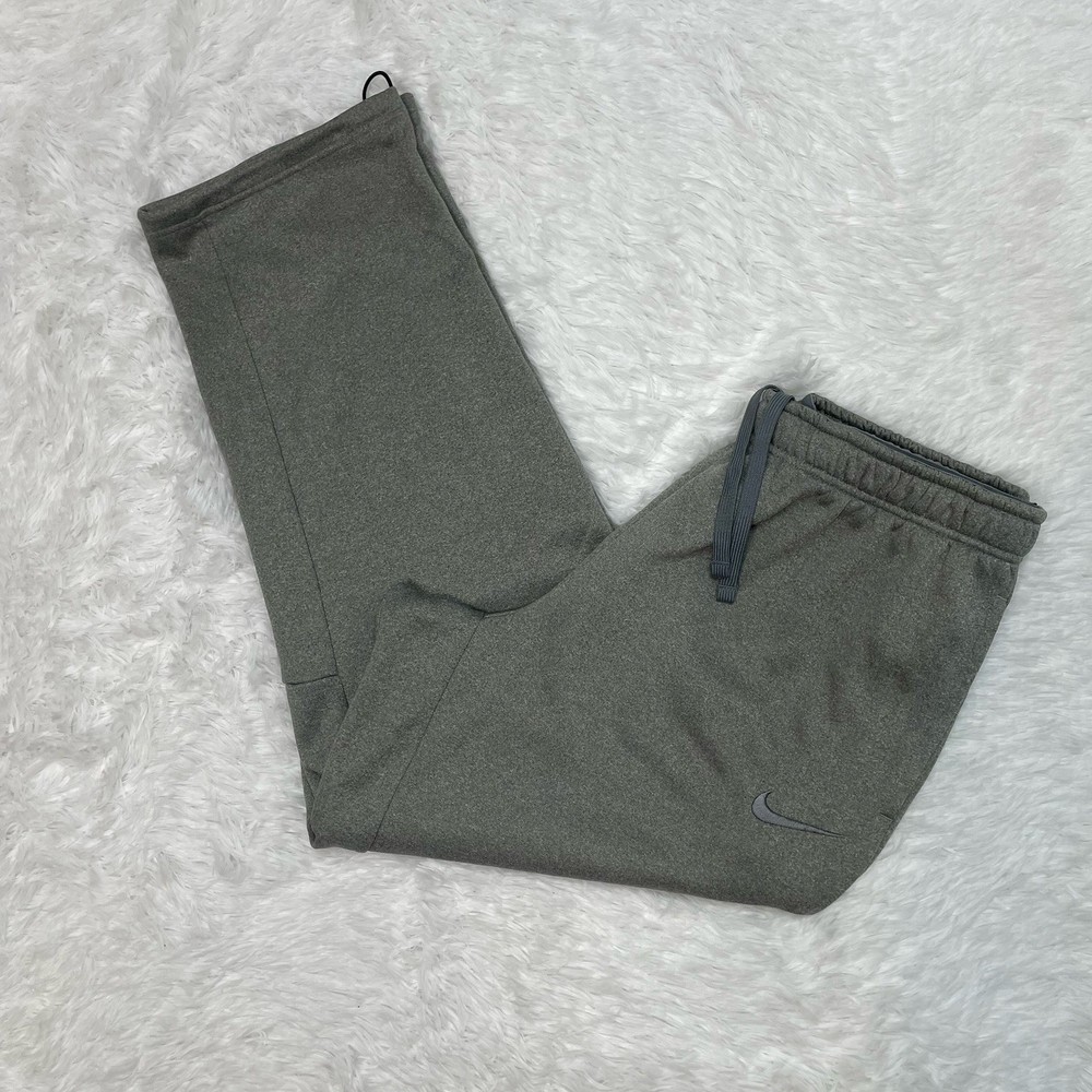 Nike Therma-Fit Gray Sweat Pants Men’s Size XL Straight Leg Fleece Lined 646676