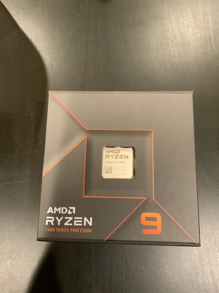 AMD Ryzen 9 7900x Processor (5.6 GHz, 12 Cores, LGA 1718/Socket AM5)
