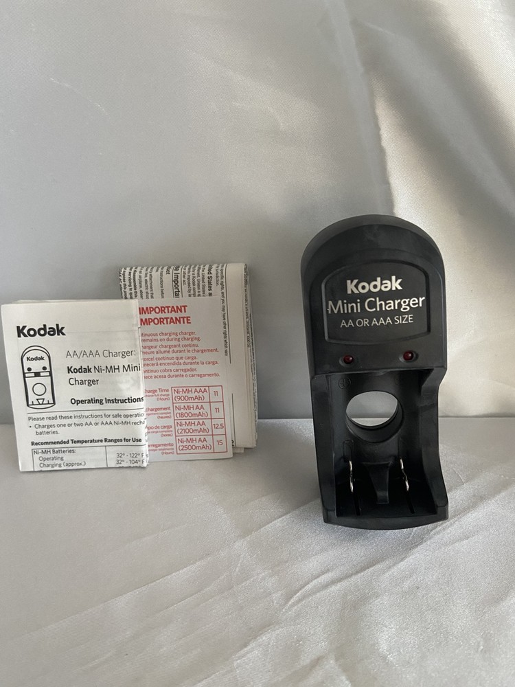 Kodak Mini Battery Charger (K630)  AA or AAA Batteries Brand New