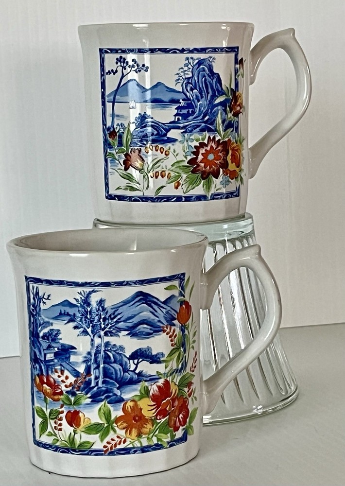Set 2 Ceramic Japanese Painted Coffee Tea Cups Mugs Asian Japan Flowers Vintage