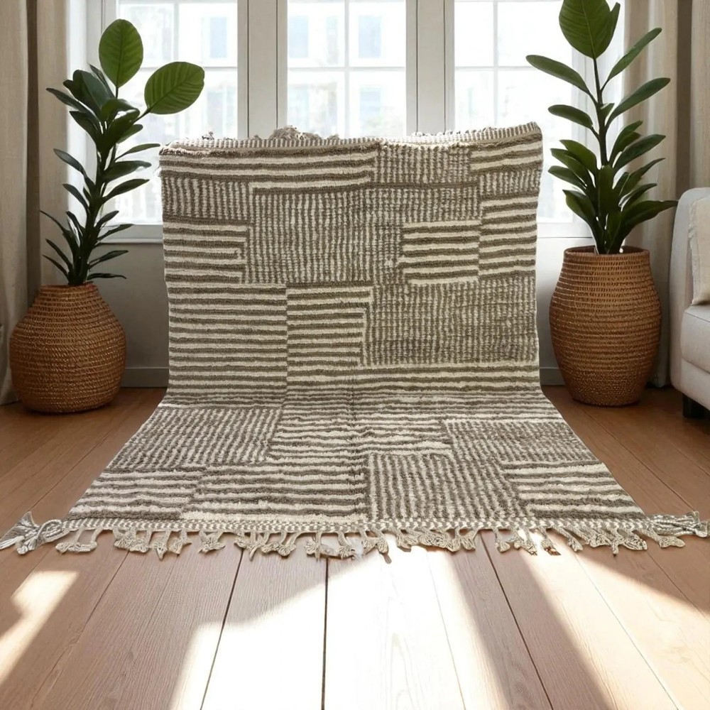 Modern Handmade Moroccan Berber Beni Ourain Wool Rug Luxury Design Carpet Rug