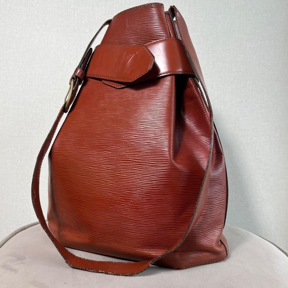 Louis Vuitton Noe Epi Kenya Brown Leather Shoulder Bag Knapsack Pre-Owned
