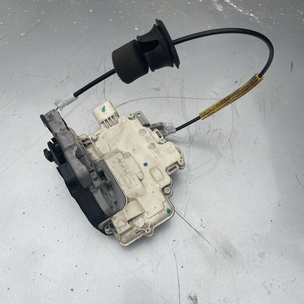 Audi A4 8K B8 A5 8T NS Left Front Door Lock Latch Actuator Mechanism 8J2837015A