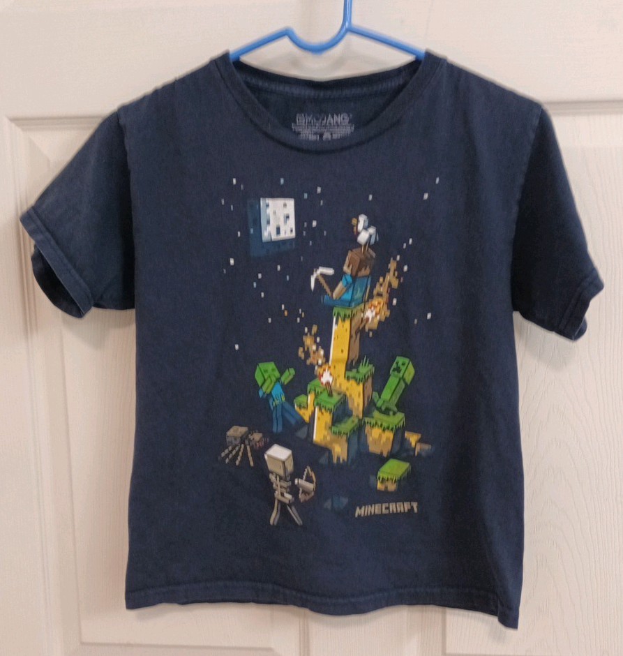 Minecraft Children Size 11/12 Navy Short Sleeve Tshirt