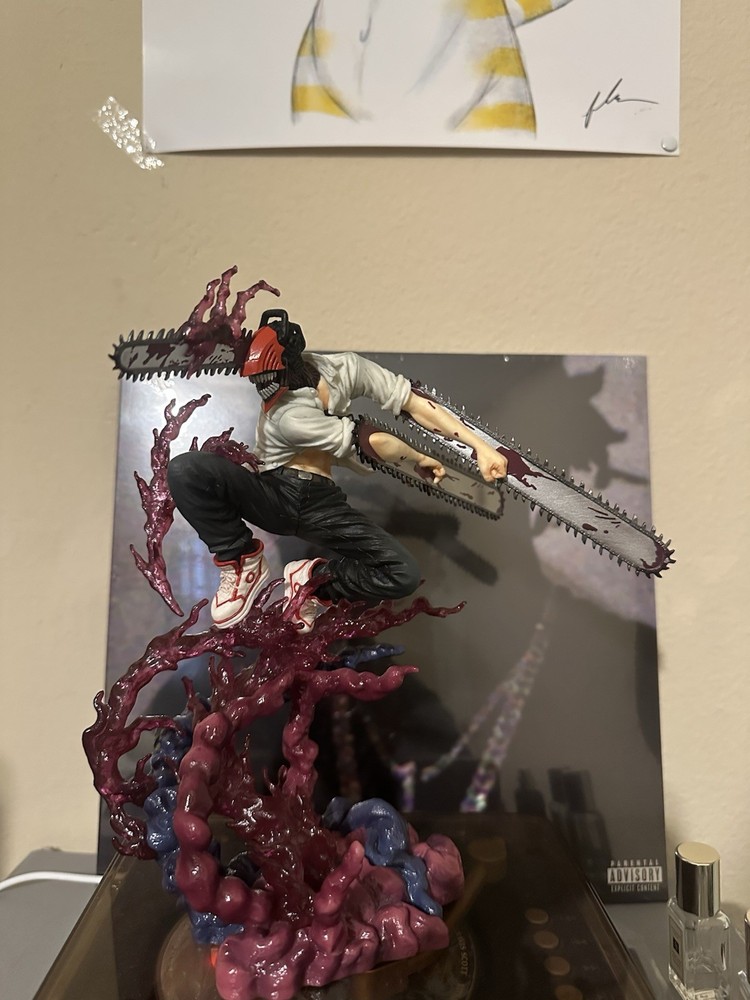 Figuarts ZERO Chainsaw Man Figure