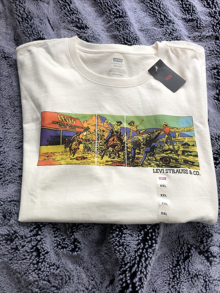 Men’s Levi's Western Graphic Relaxed Fit S.S. Cream 2XL Tee. NWT.