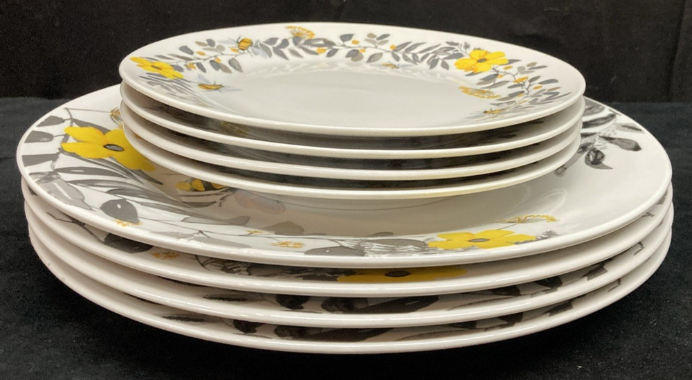 Royal Norfolk Bumble Bee Flower Dinner and Salad Plates Set of 8