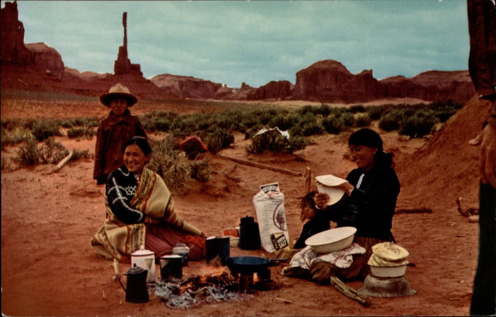 Arizona Navajo women making bread sage brush fire 1950s unused vintage postcard