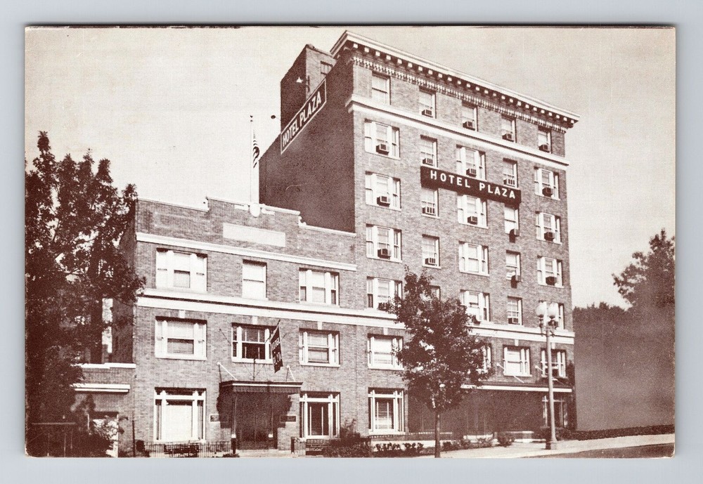 Washington DC-Hotel Plaza, Exterior, Vintage Postcard