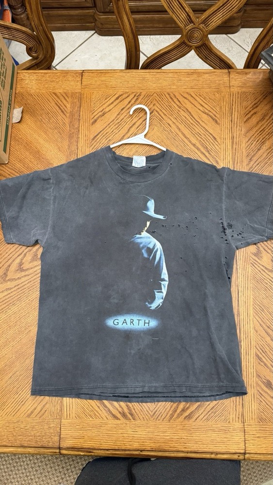Hanes Garth 1990s Black Graphic Tee 100% Cotton Men's L Short Sleeve Original
