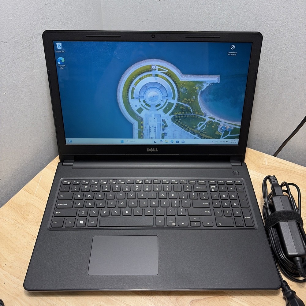 Dell Inspiron 15 3567 15”Core I5-7200u 2.5Ghz 8gb 256gb Touch WiFi W11 Cord