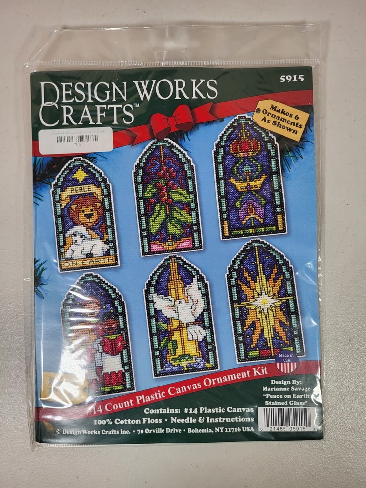 Design Works Crafts Plastic Canvas Ornament Kit Stained Glass 5915