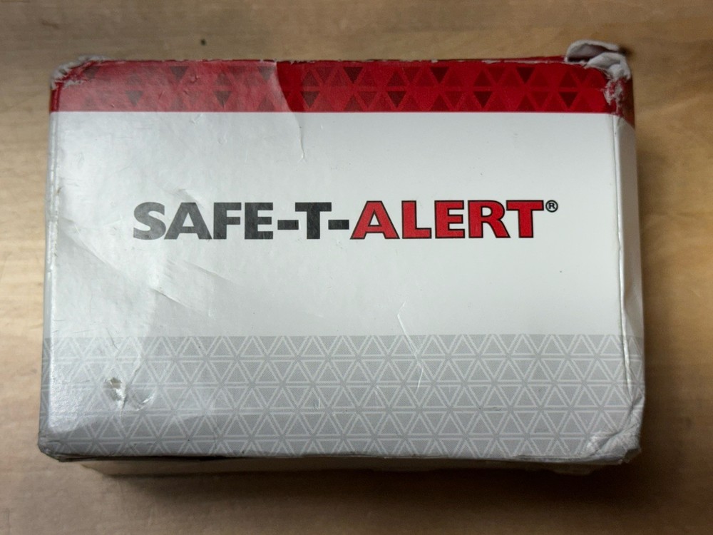 SSI SAFE-T-ALERT Back-Up Alarm - 77Db - 12-24V - STA20102DT NEW