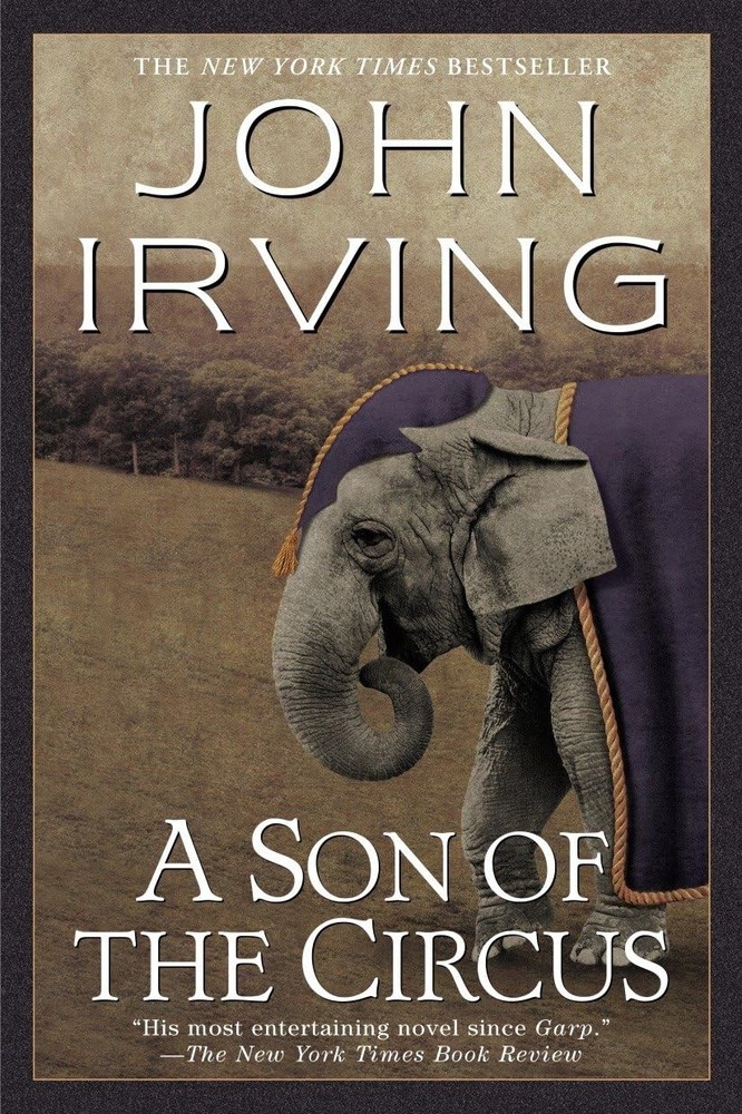 A Son of the Circus: A Novel (Ballantine Reader's Circle) by Irving