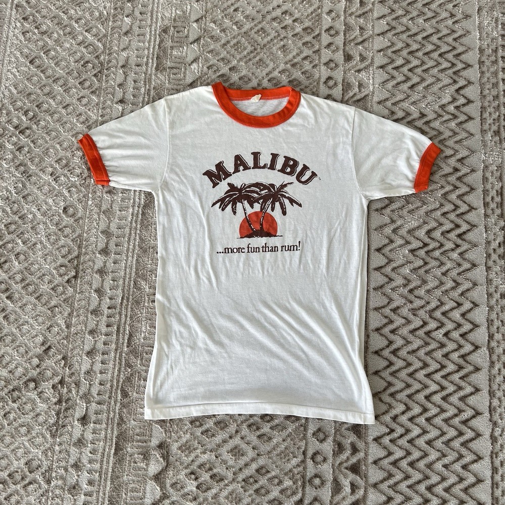 VINTAGE 80s Malibu More Fun Than Rum Liquor T-Shirt sz M Adult Surf Style