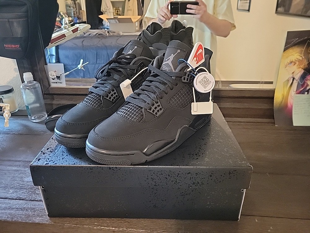 Air Jordan 4 Retro 2025 Black Cat Mens Size 10.5 NEW