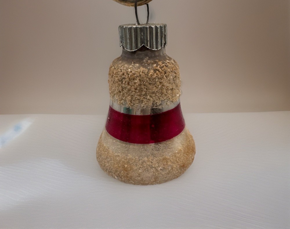 Vintage Shiny Brite USA Glass Bell Christmas Ornament Red Stripe Mica Snow 2”