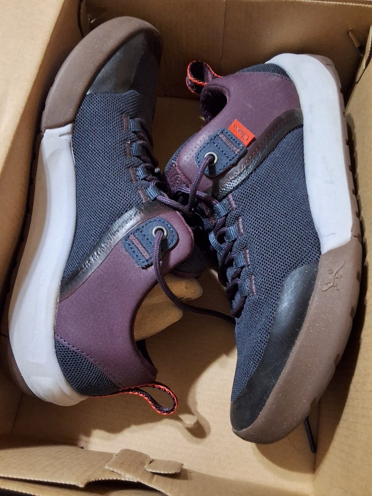 CHACO WOMEN'S SIDETREK RUNNING SHOES - SIZE 8- NAVY IN BOX JCH107874