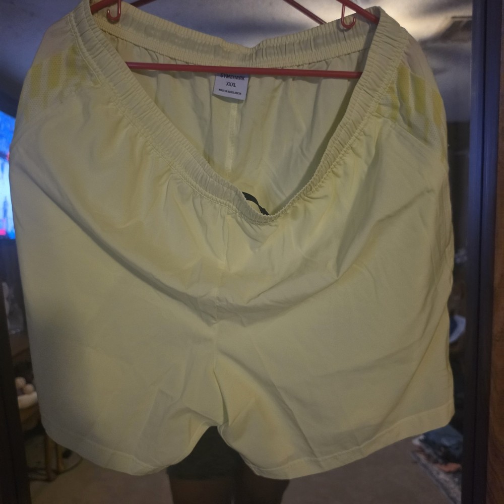 Gymshark Men's Athletic Shorts Green Size S Drawstring Pockets