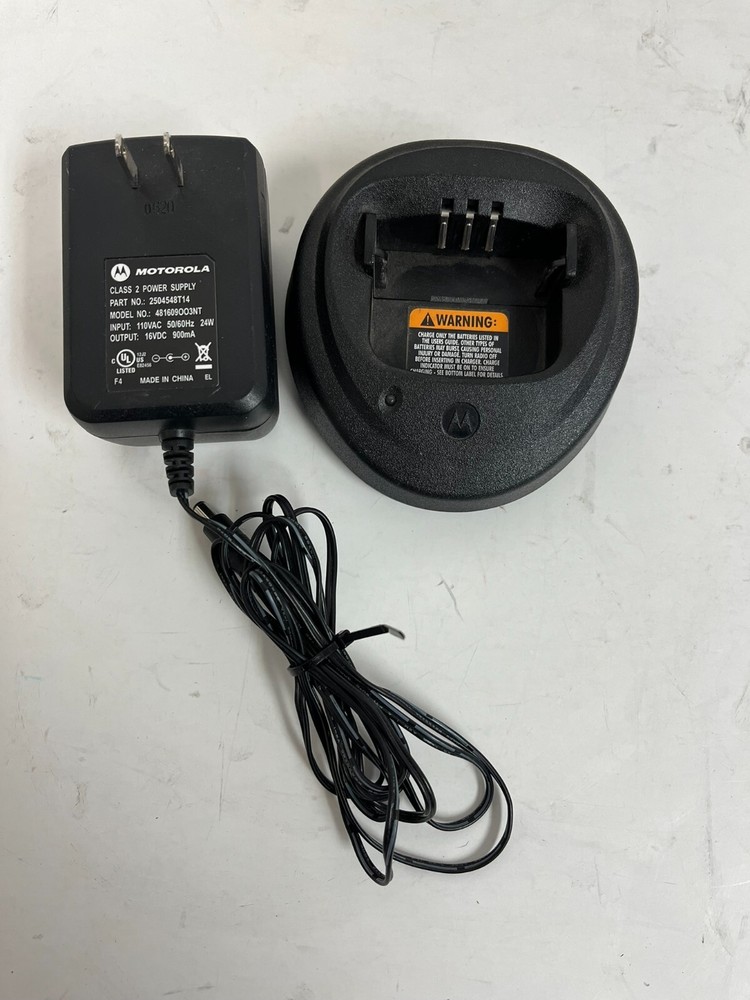 Motorola WPLN4137AR 3 Pin Radio Battery Charger Base + Power Cord 2504548T14