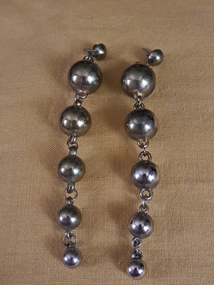 Vintage 80's Long Statement Retro Dangle Pierced Earrings Gold Tone