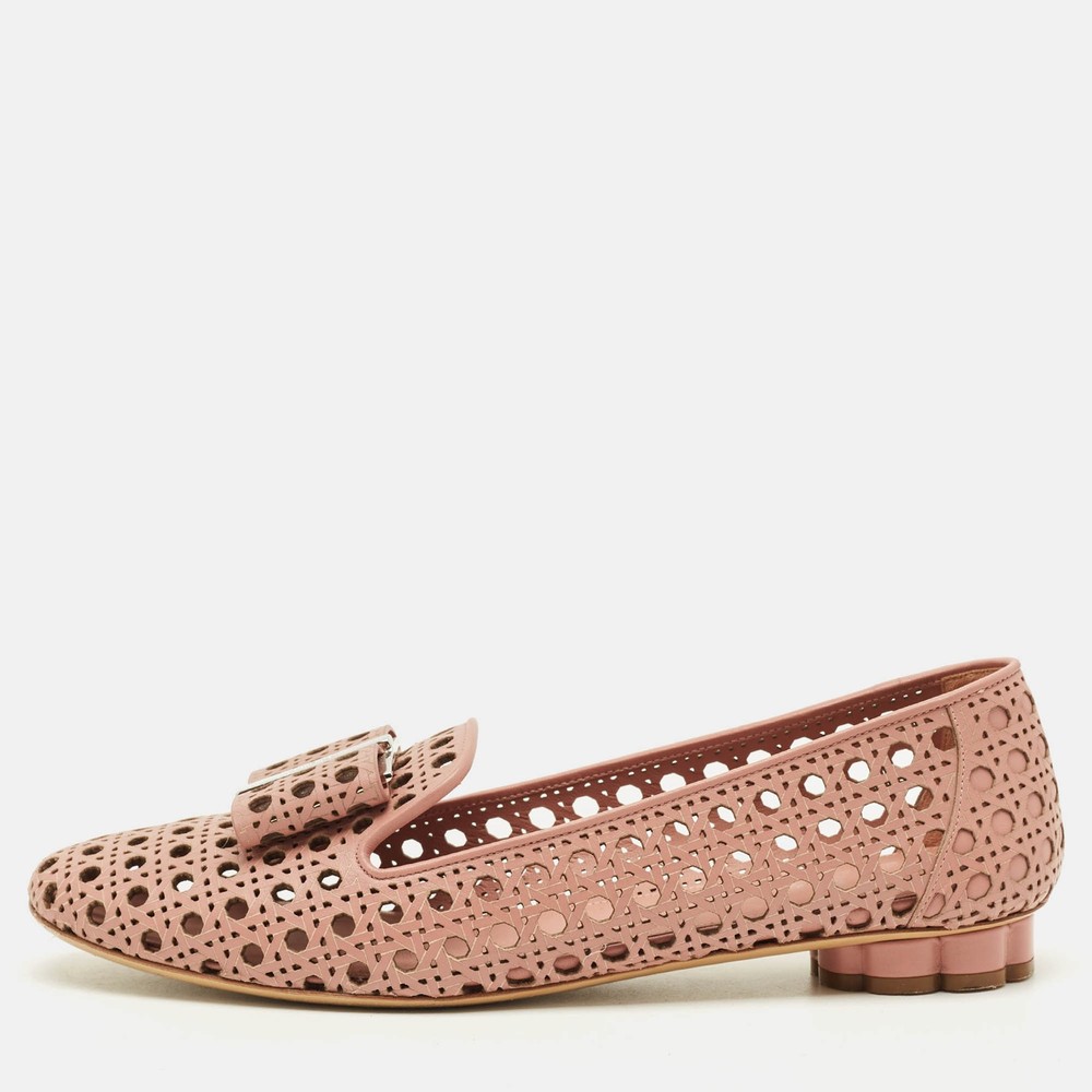 Salvatore Ferragamo Vara Bow Size 40.5 Pink Leather Lasercut Accents Ballet