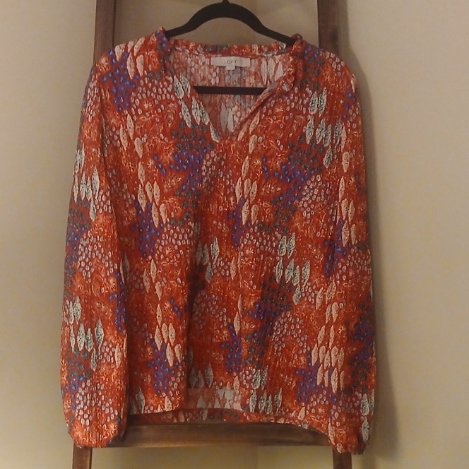 LOFT Women's Large Red Blue White Geometric V-Neck Long Sleeve Blouse