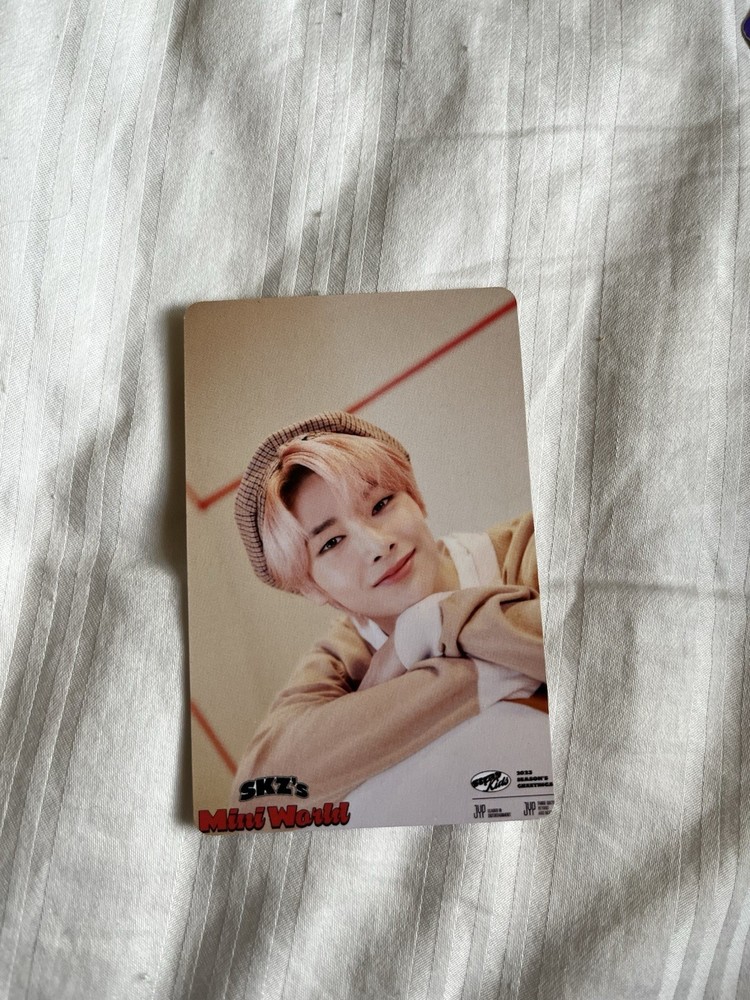 STRAY KIDS SKZ 