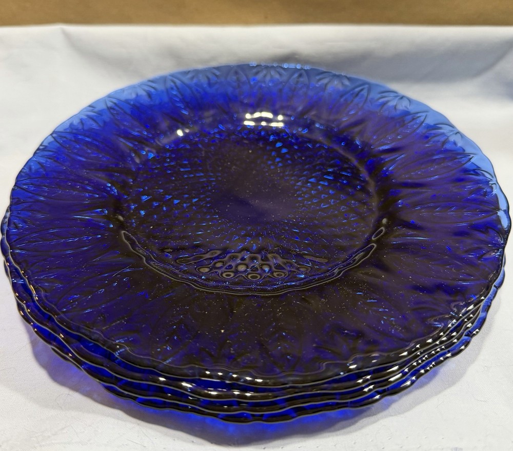 FOUR Avon Royal Sapphire Leaf Fan France Cobalt Blue 8-in. Plates NEW in BOX
