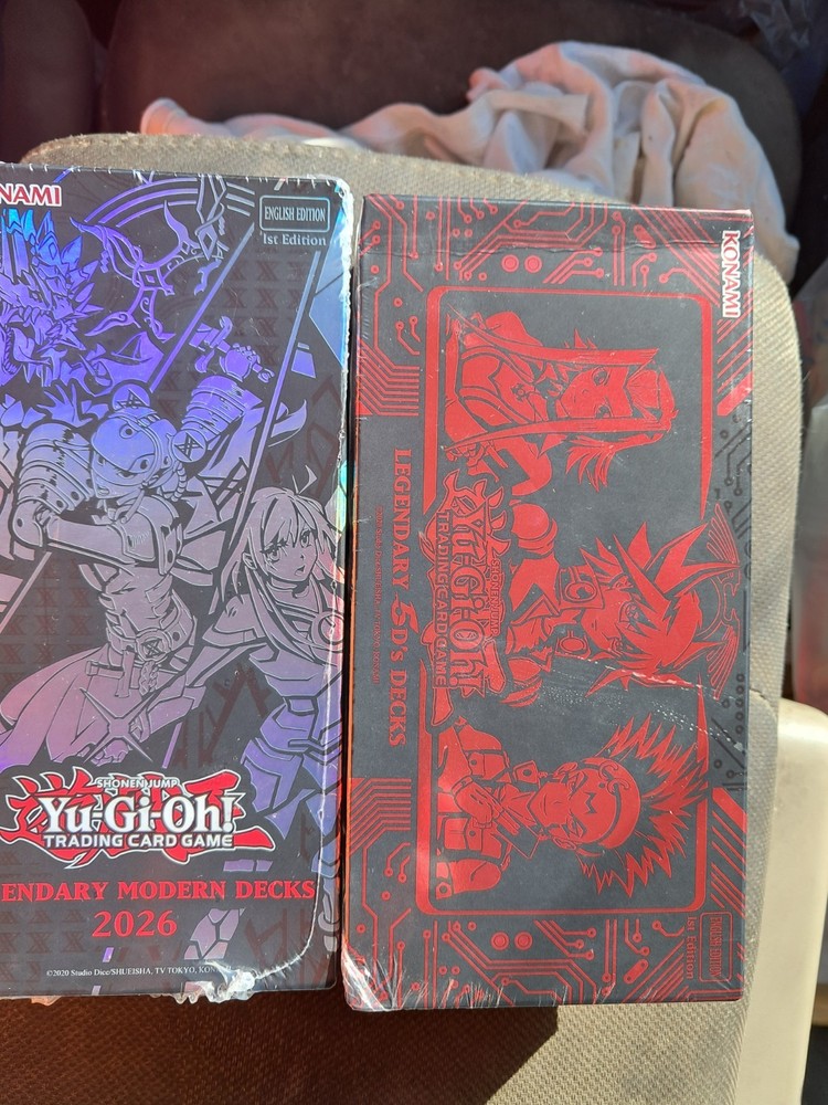 LOT OF 2 - YU-GI-OH 2026 -1-LEGENDARY MODERN DECK / 1- LEGENDARY 5 D's DECK ( 1)