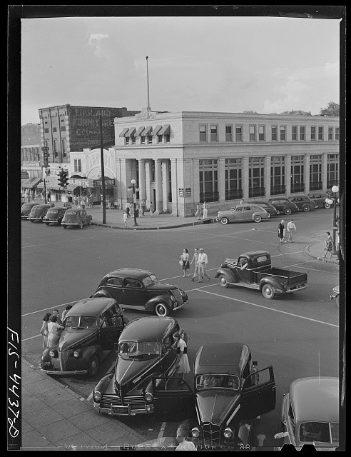 Florence Alabama 1942 Saturday Afternoon Downtown TVA Cars Pedestrians